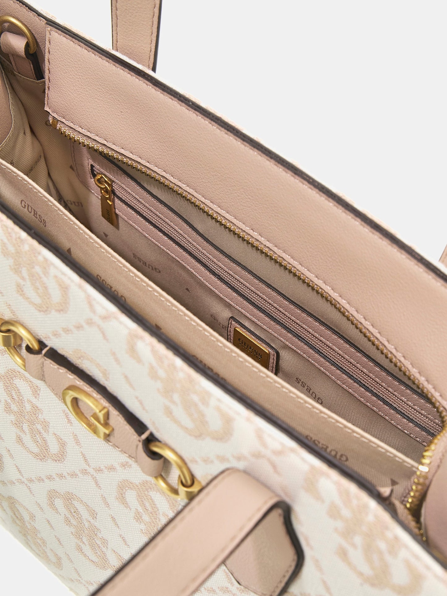 Izzy 4G logo handbag