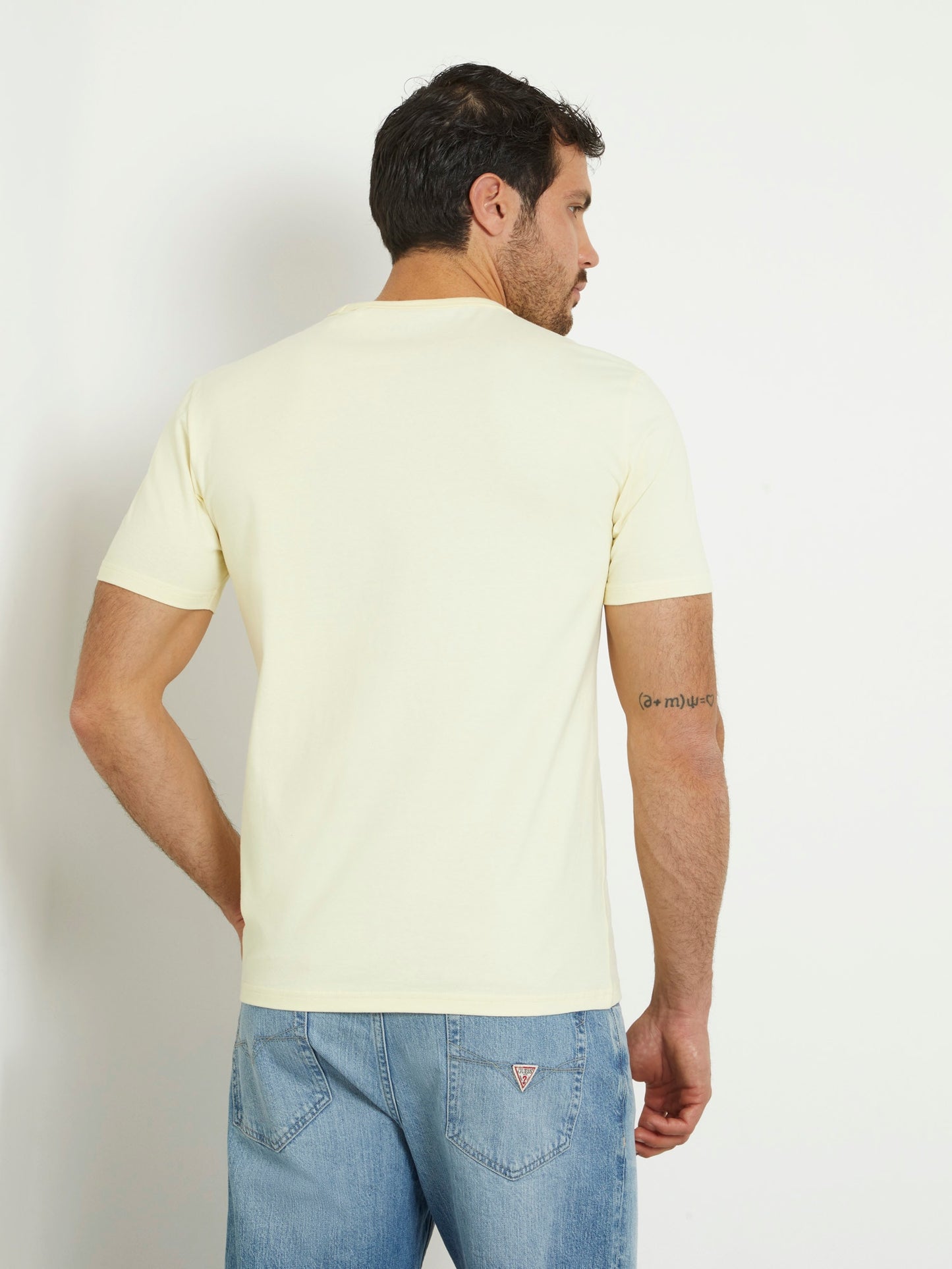 Front logo t-shirt