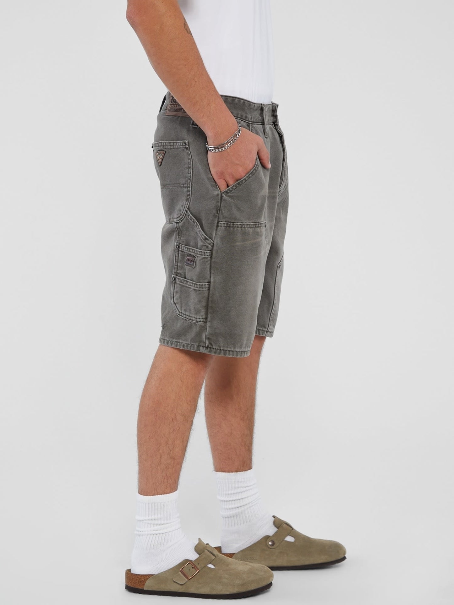 Stained carpenter short