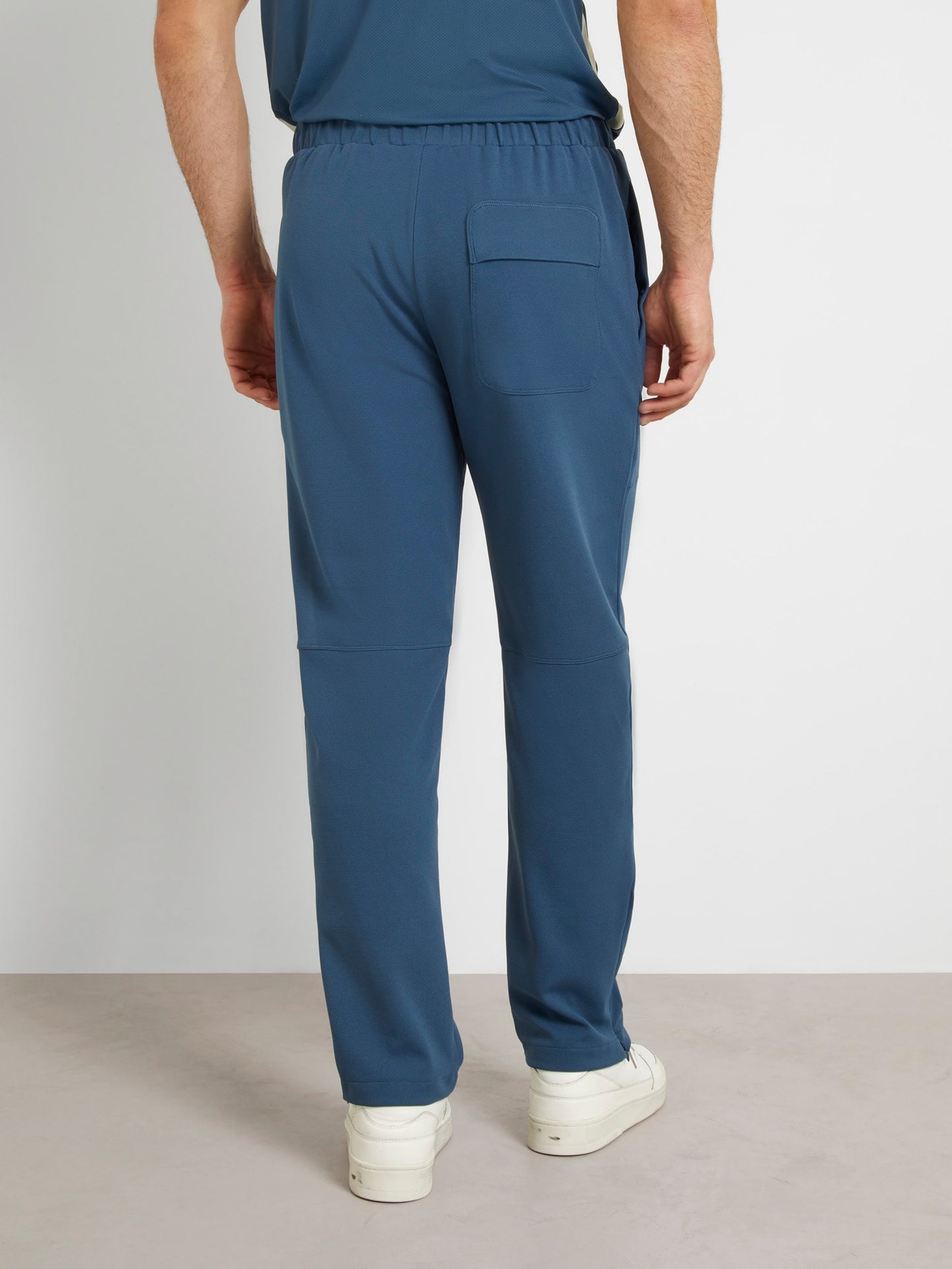 Mid rise jogger pant