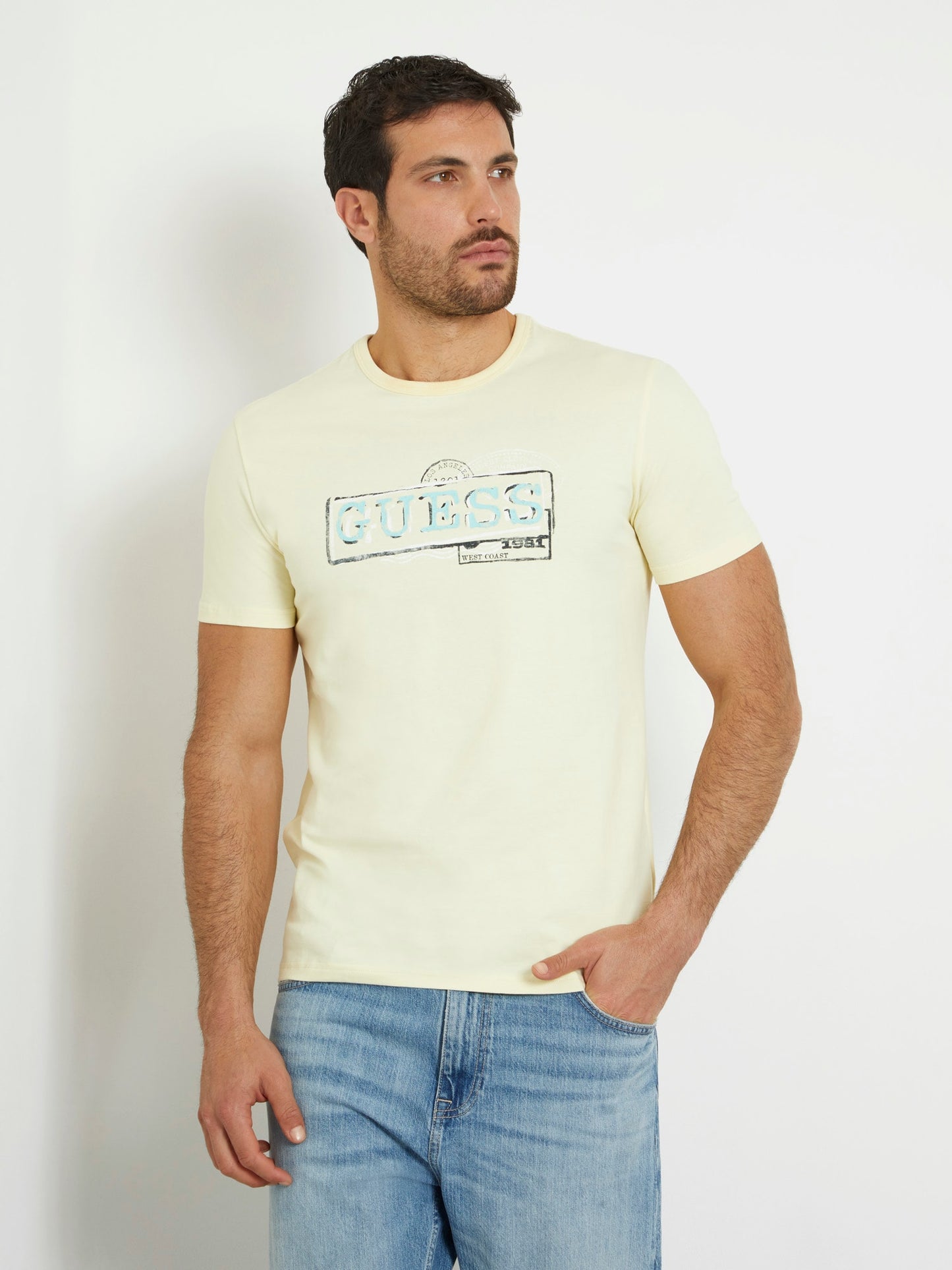 Front logo t-shirt