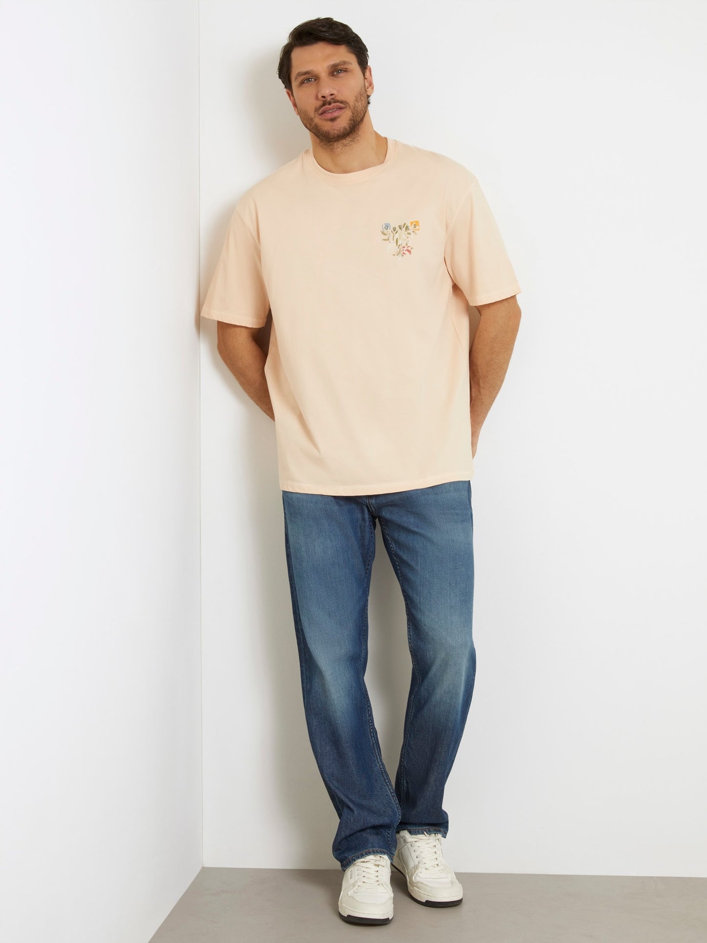 Small flower logo t-shirt