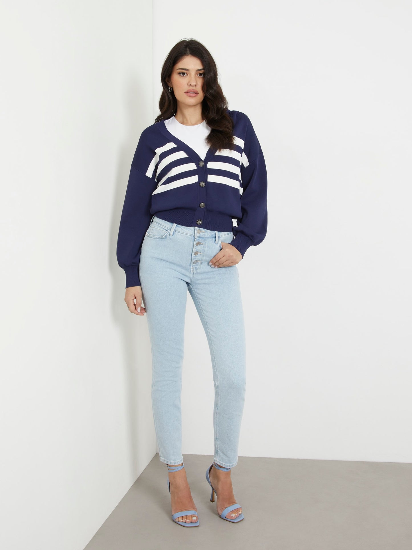 Logo embroidery cardigan