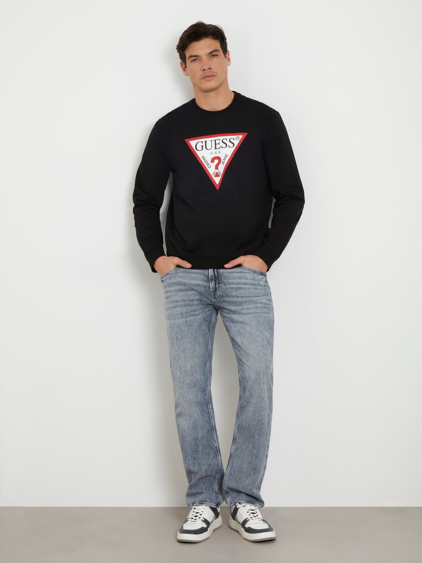 Triangle logo sweatshirt