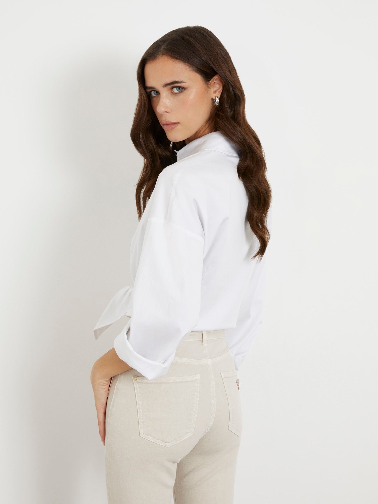 Bowed shirt
