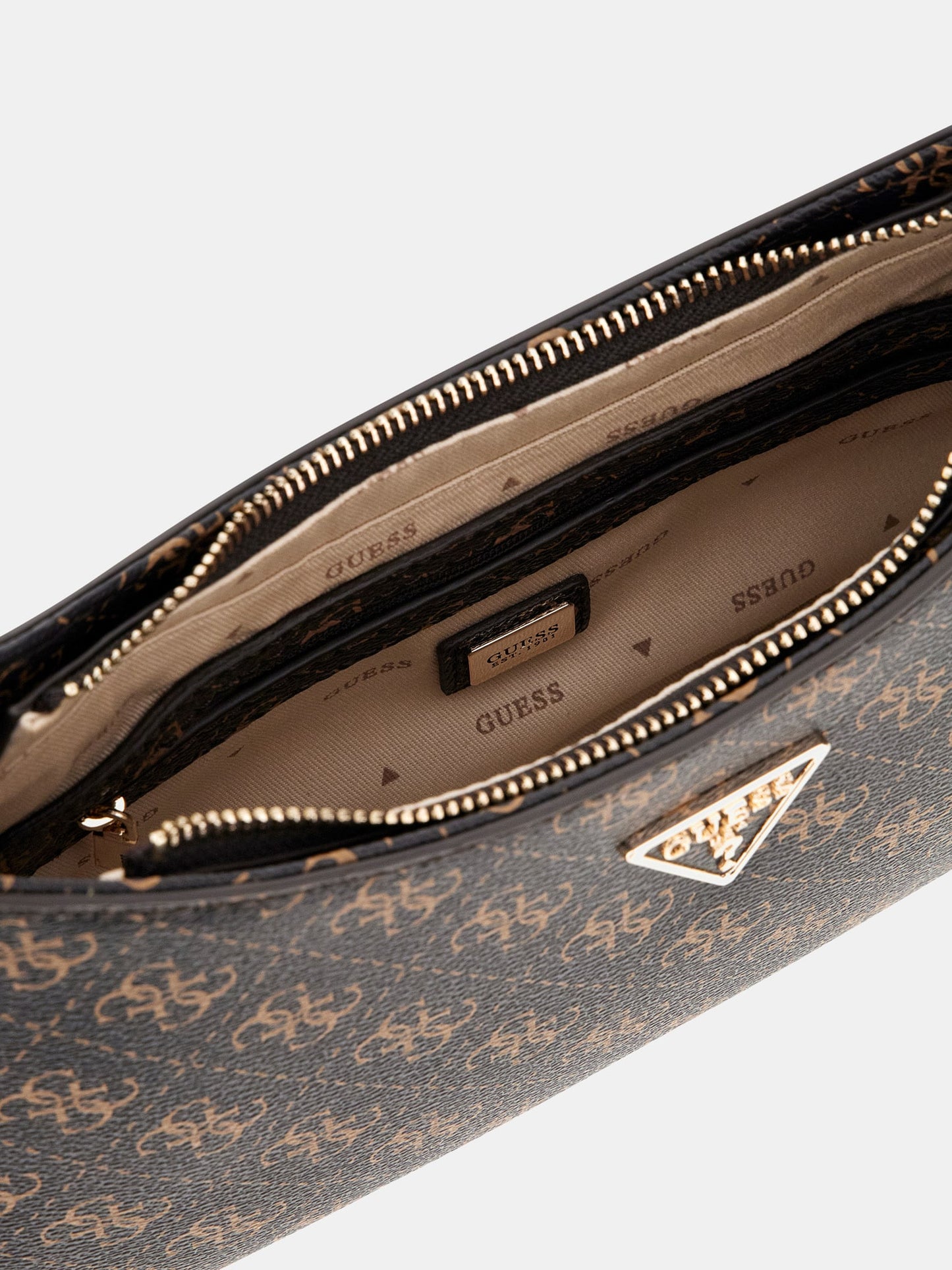 Noelle 4G Logo Shoulder Bag