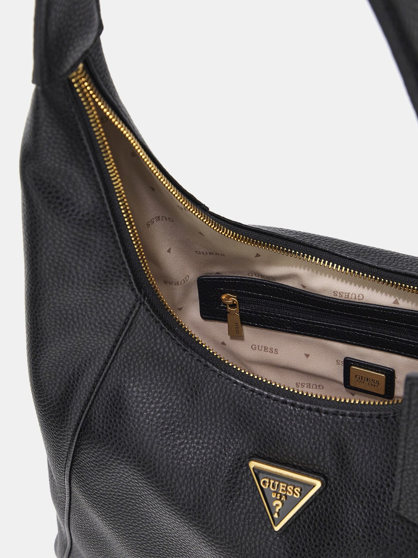 Laryn maxi shoulder bag with charm