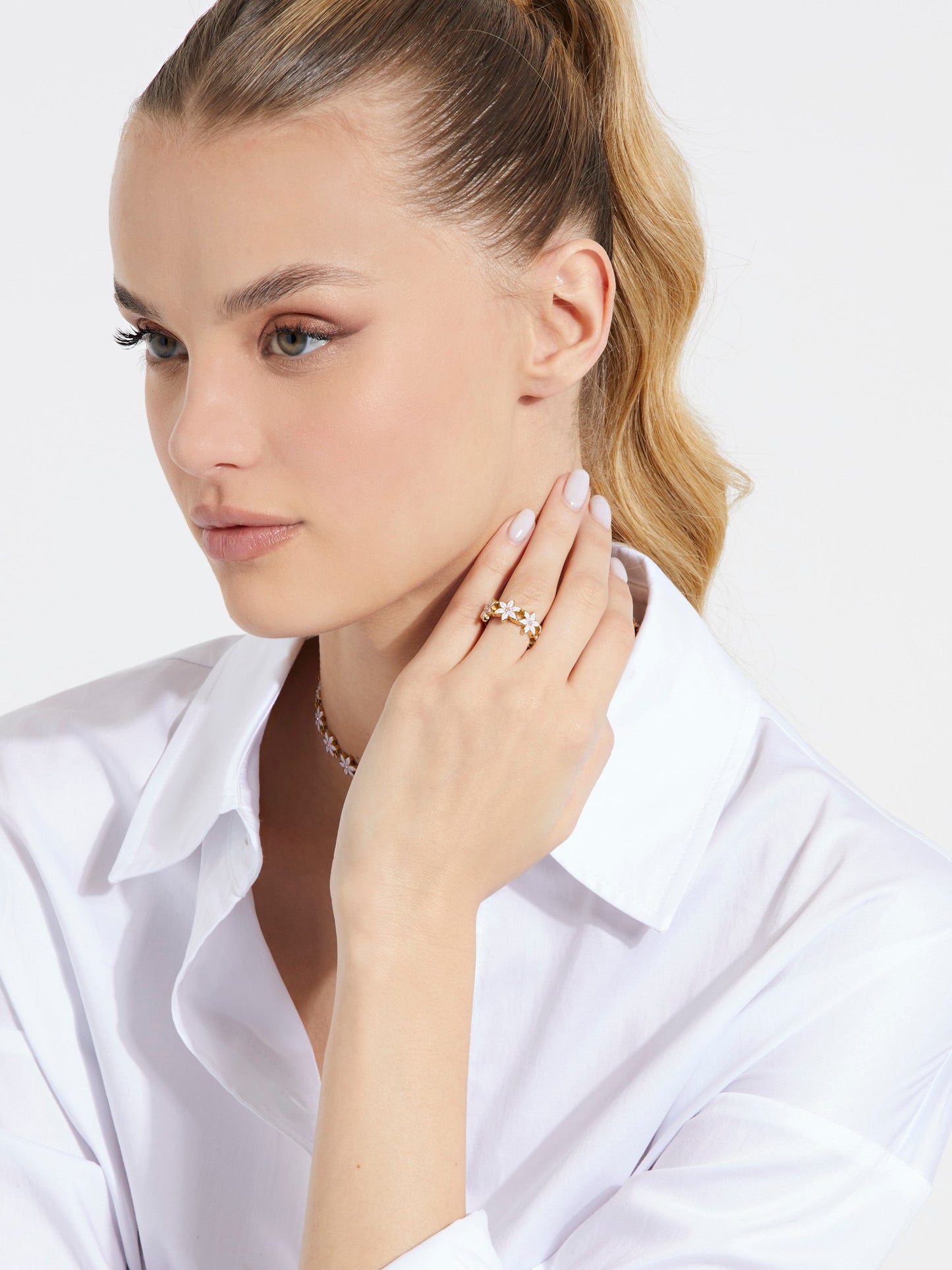 White Lotus ring
