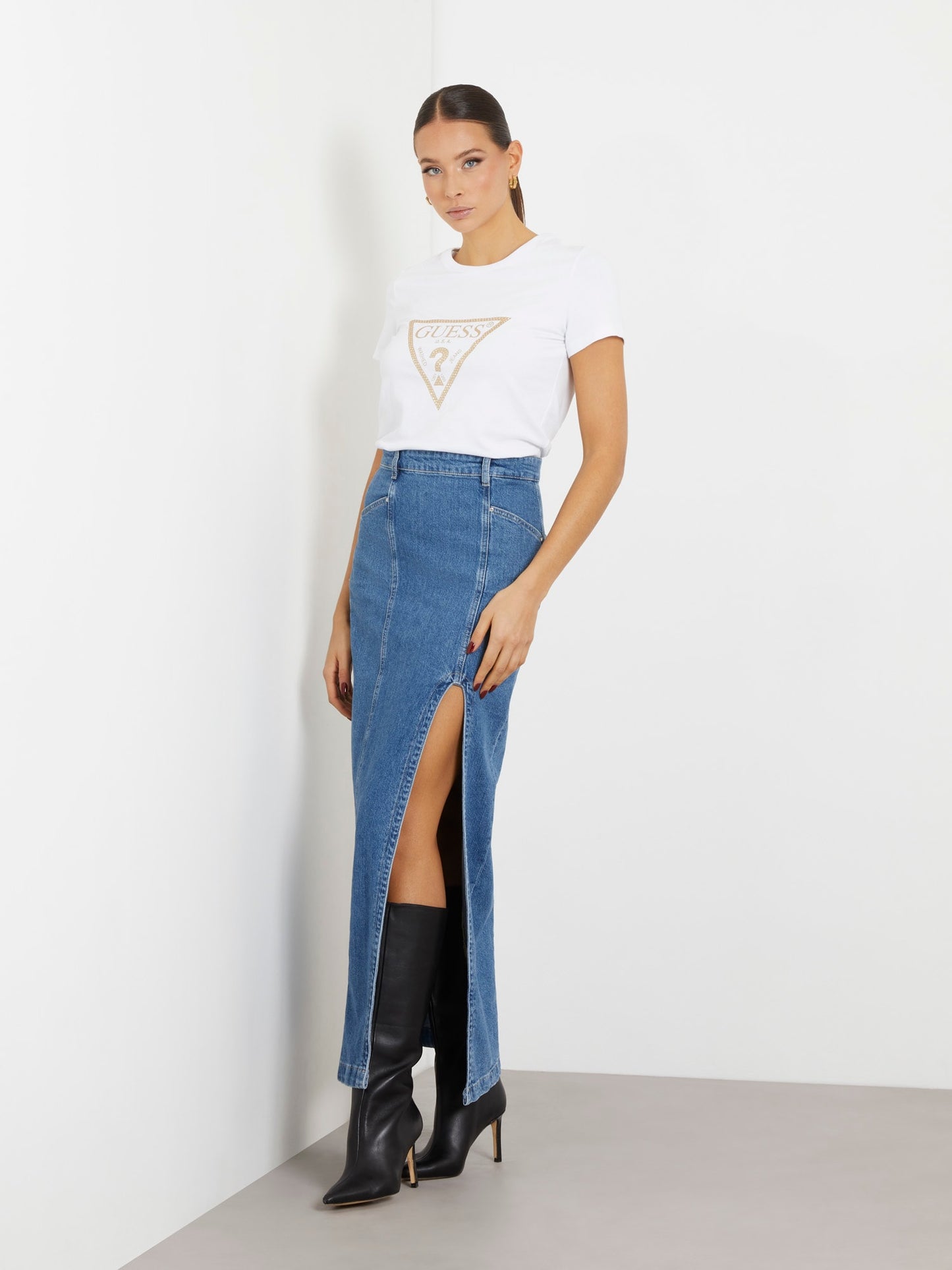 Triangle logo stretch t-shirt