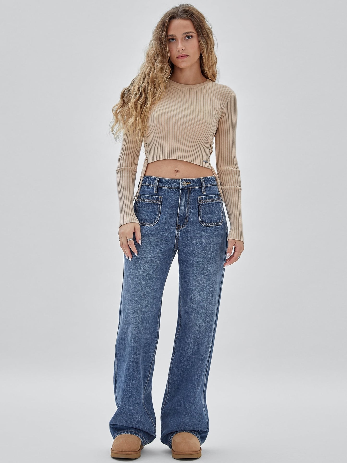 Mid rise wide leg denim pant