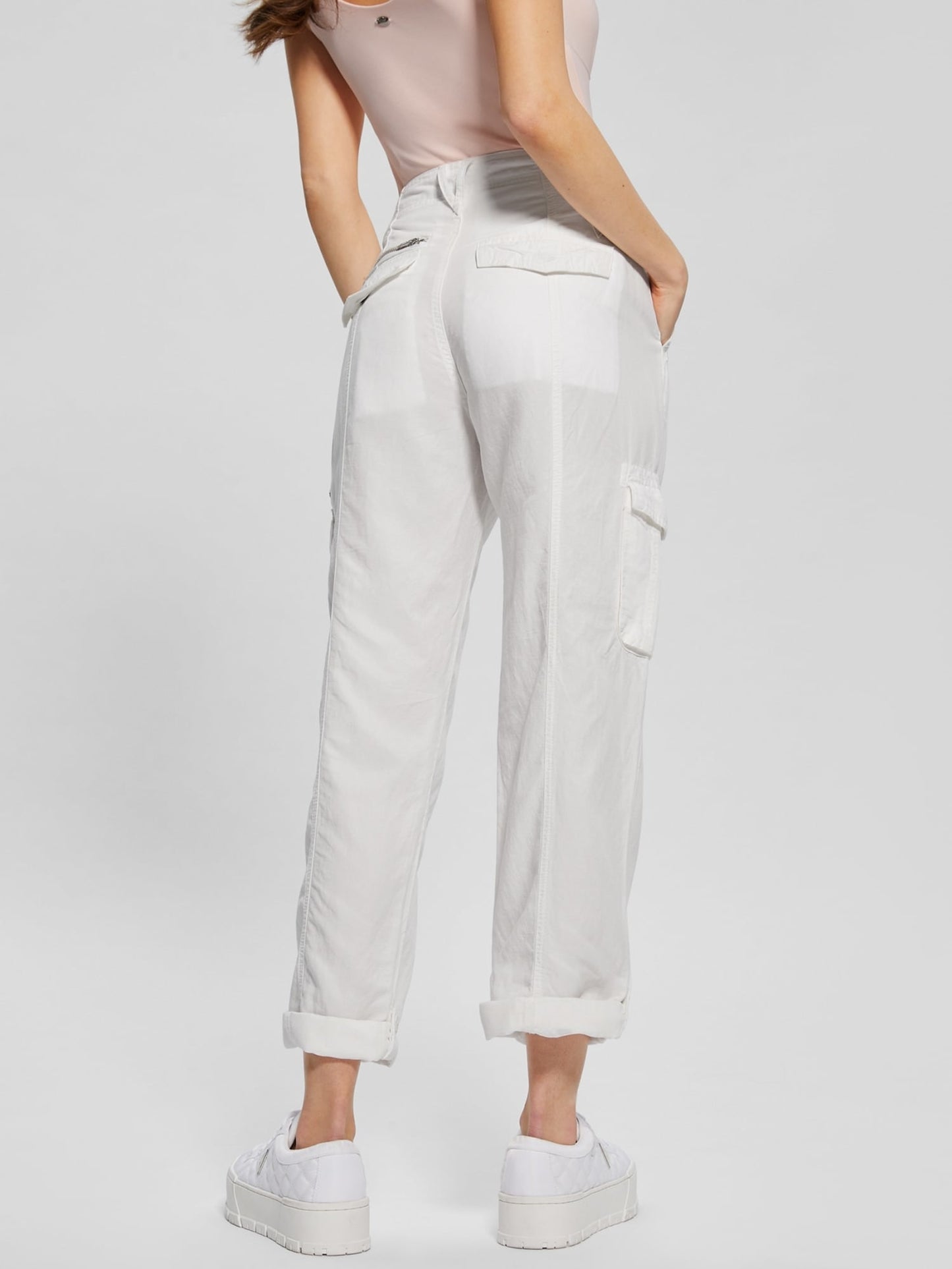 Mid rise cargo pant
