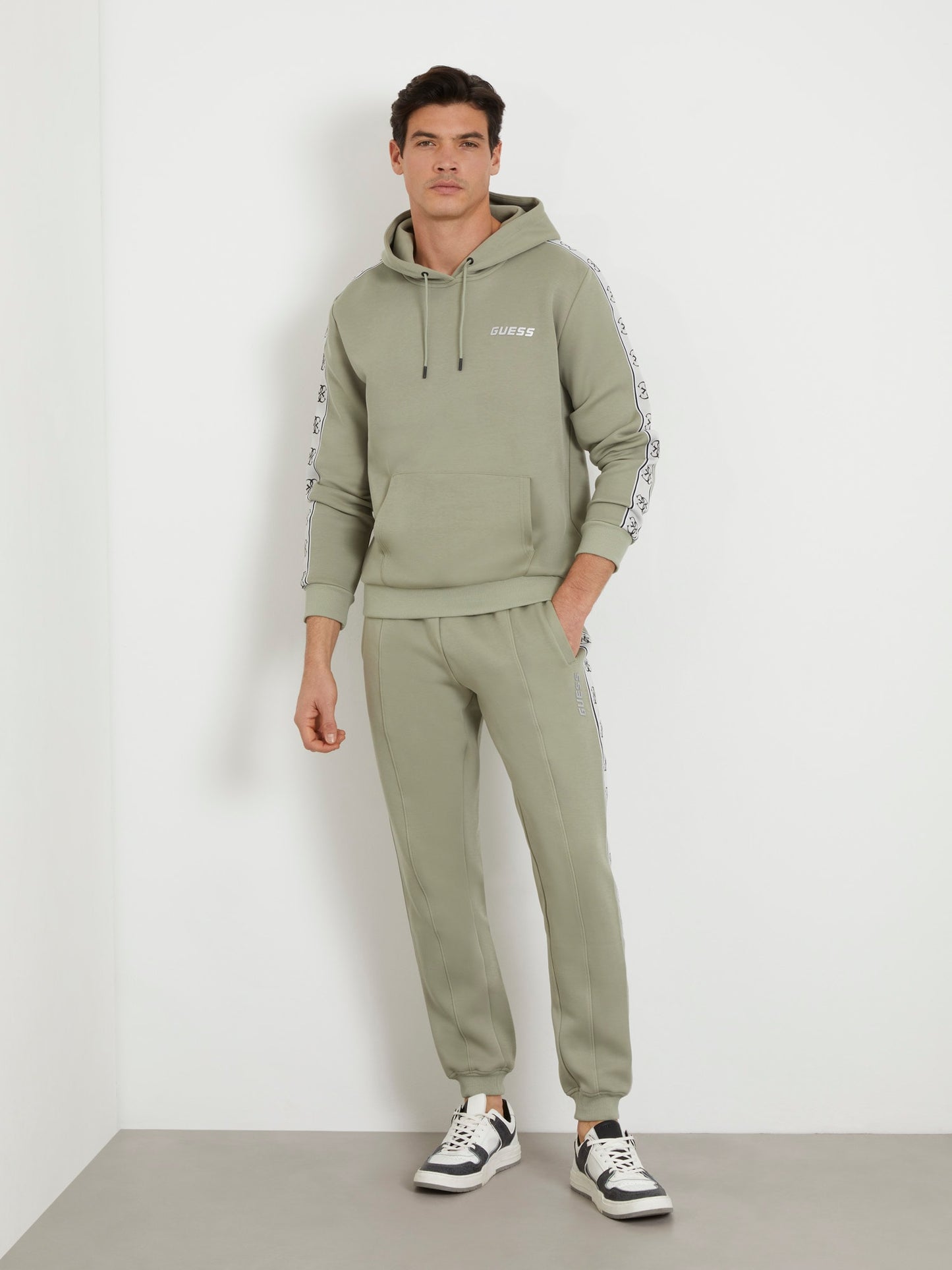 Logo band sweatshirt