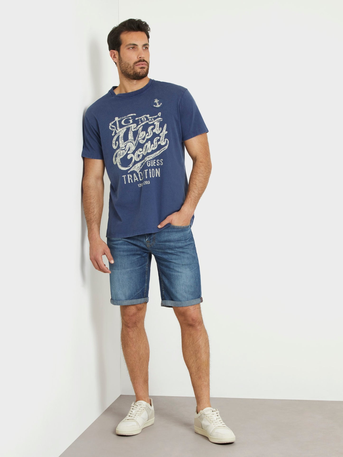 Front print t-shirt