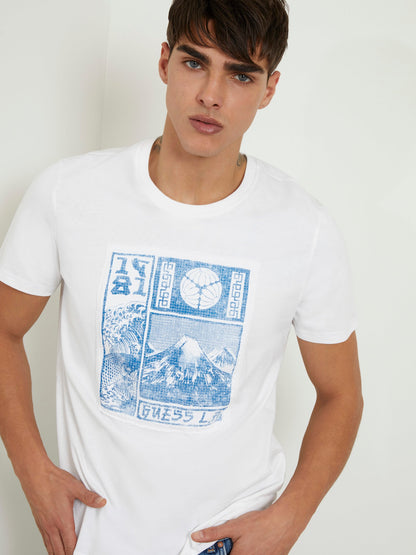 Front patch t-shirt