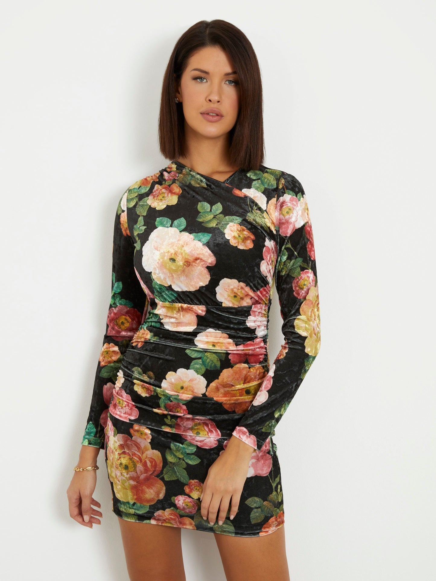 Bodycon velvet mini dress