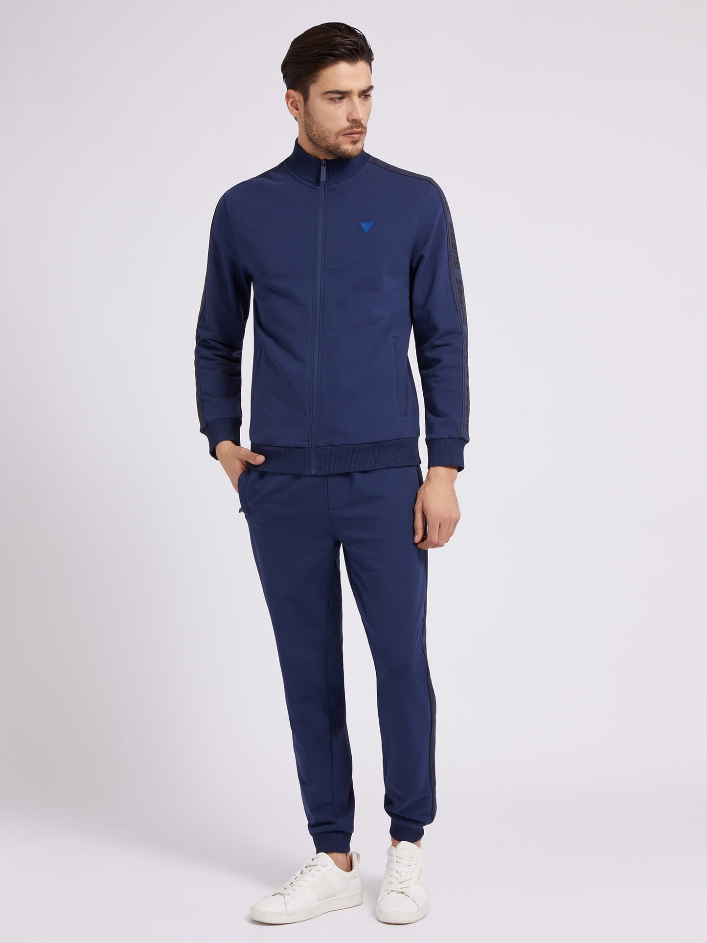 FULL ZIP SWEATSHIRT