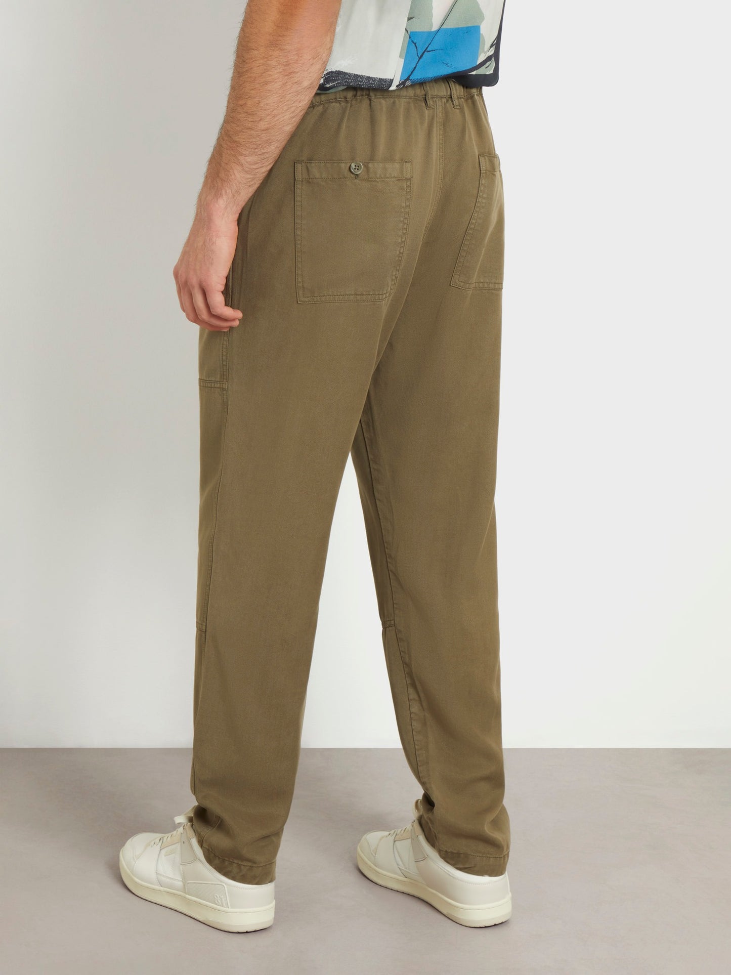 Mid rise relaxed pant