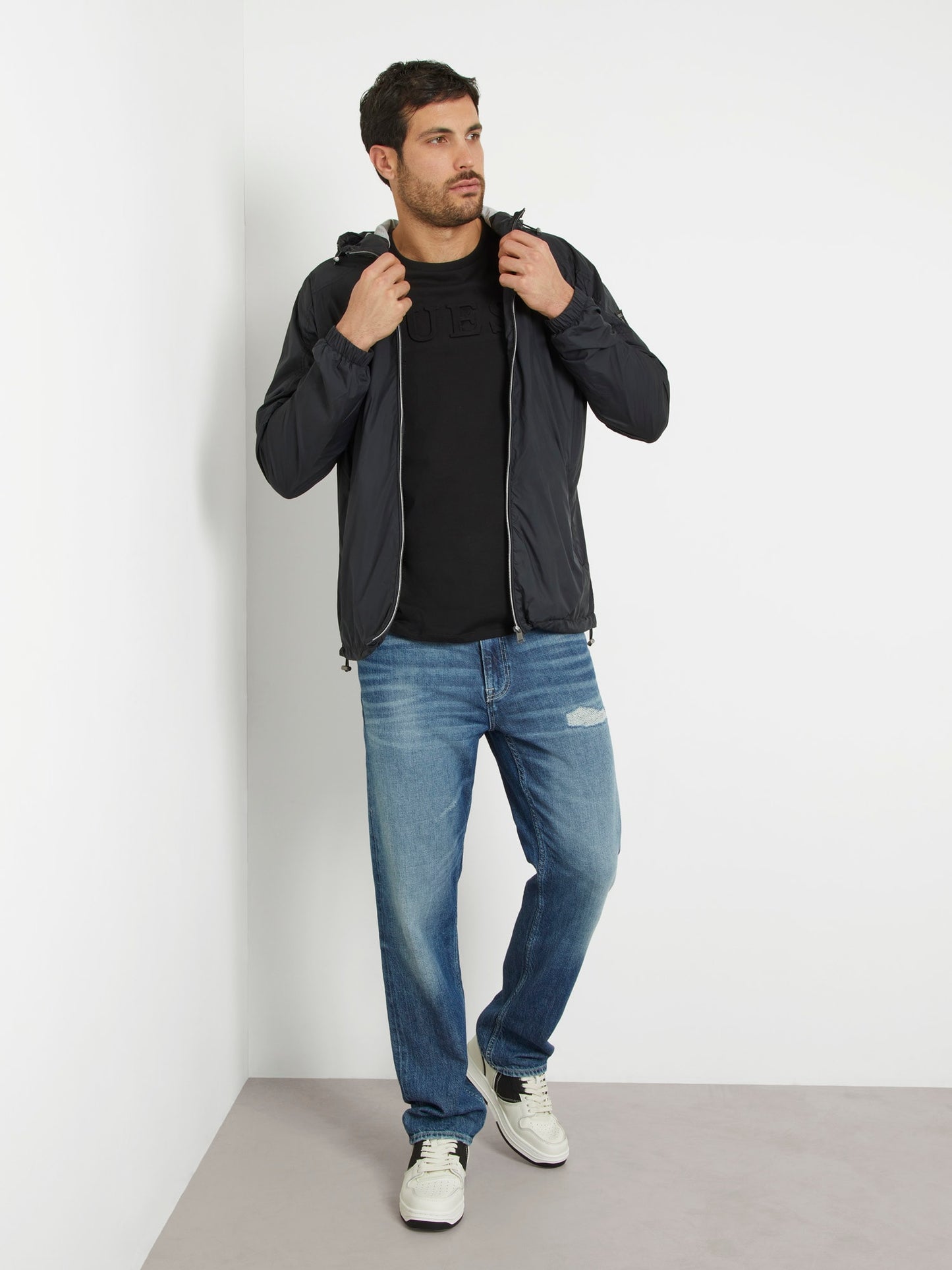 Small triangle logo patch jacket