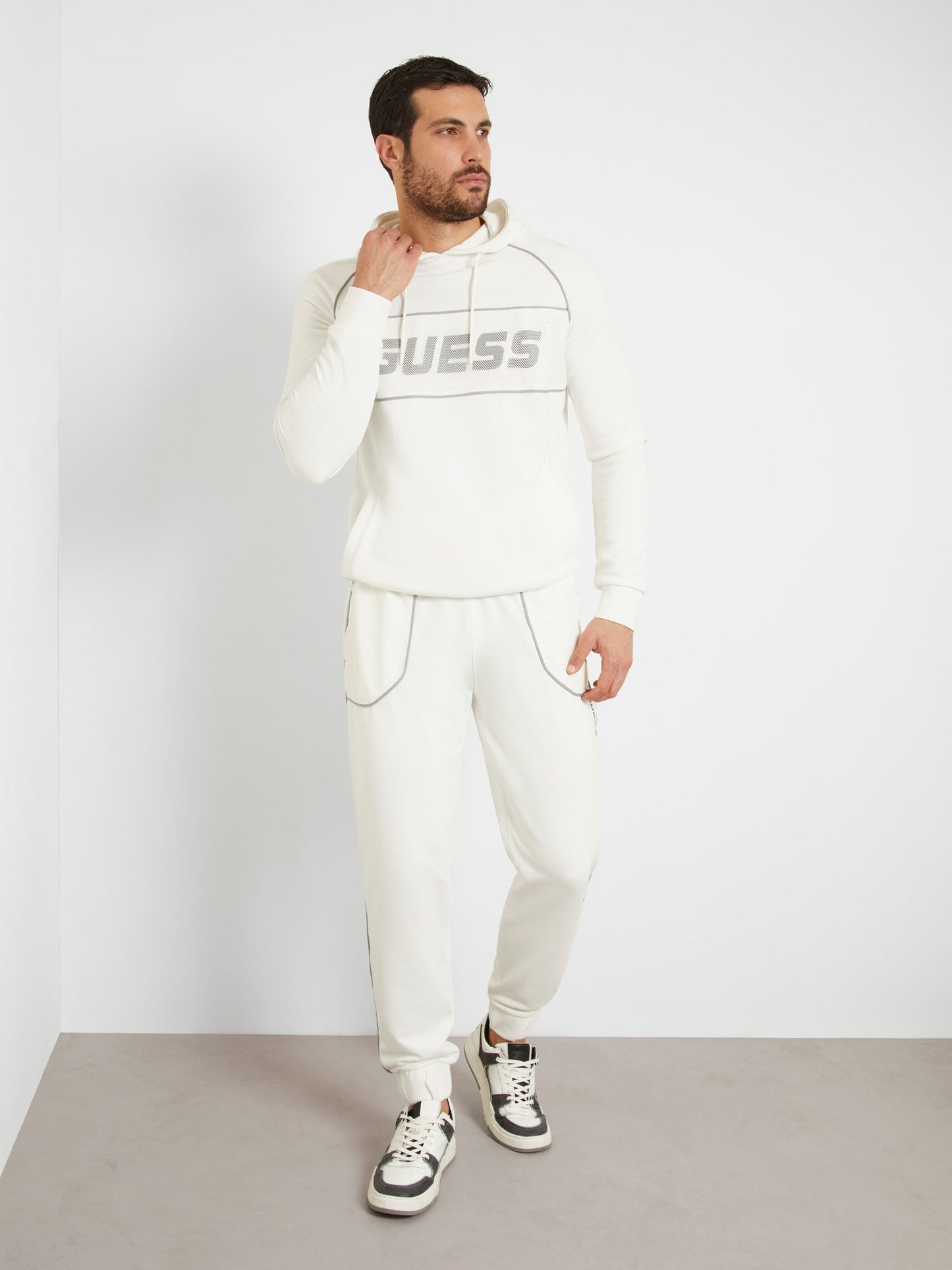 Mesh inserts jogger pant