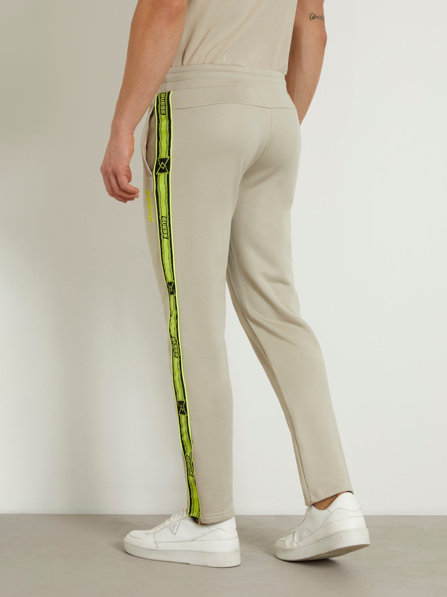 Side band jogger pant