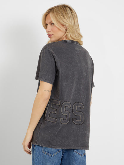 Front logo patch t-shirt