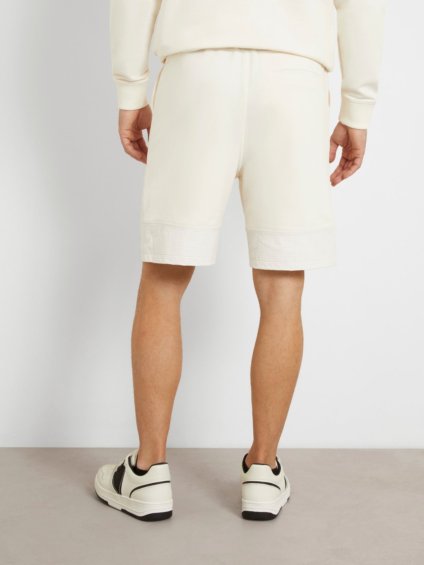 Mid rise shorts